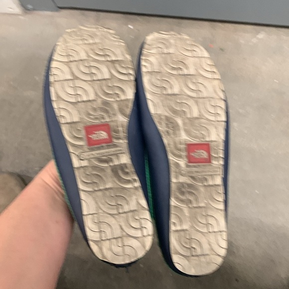 The North face Blue and Green flat shoes - Picture 6 of 6